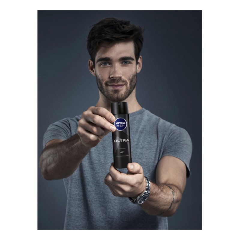 NIVEA Men Deep Black Carbon Spray deodorant 150 ml 1 pc(s)