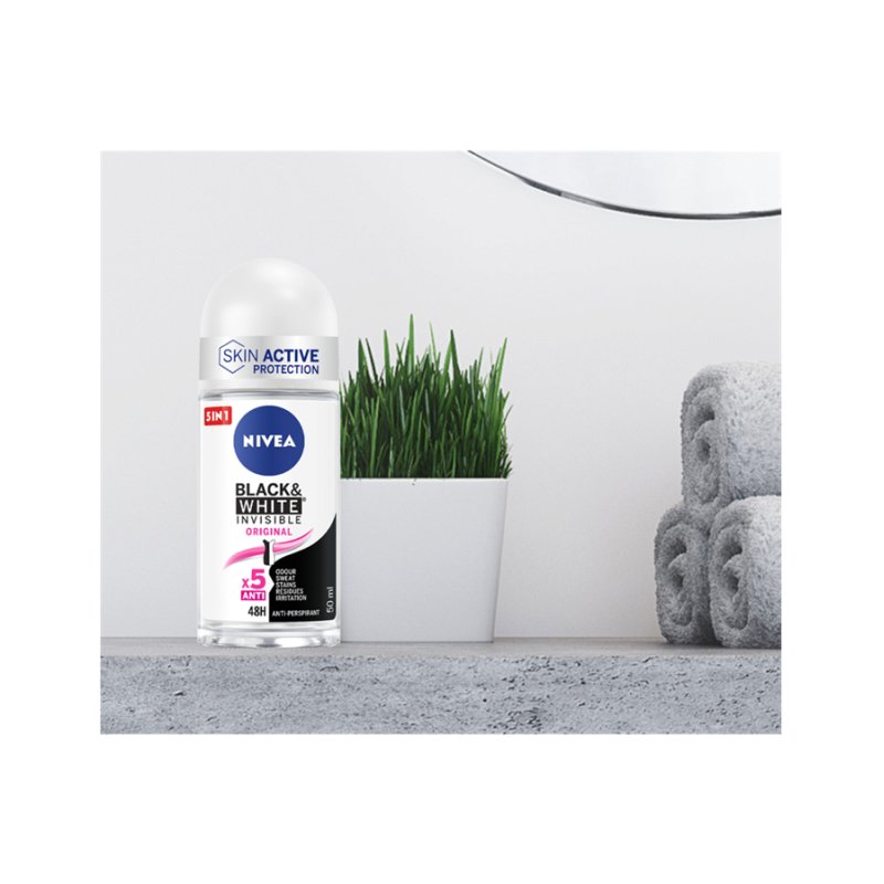 Nivea deodorant roll-on 50ml. Black & white invisible original