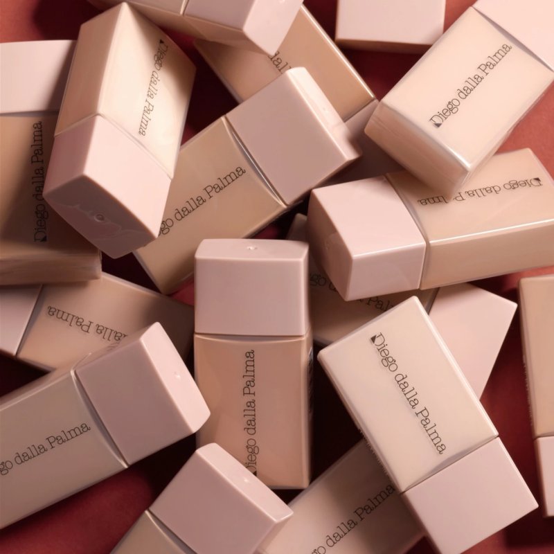 Diego dalla Palma Nudissimo Glow - Soft glow foundation, Praline 259W