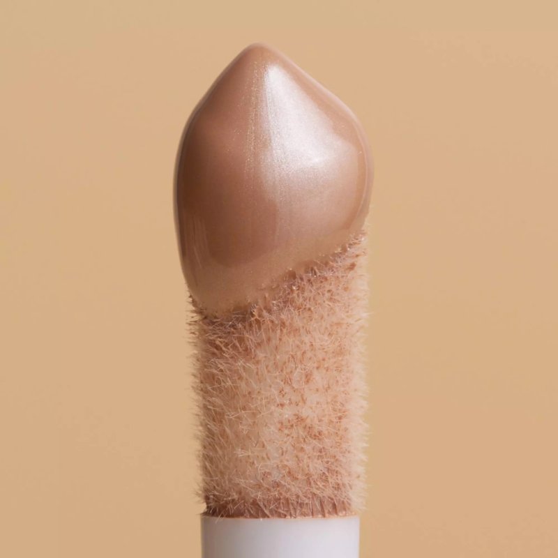 Catrice Soft Glam Filter Fluid Luminous Make Up Base & Highlighter with Vitamin E & Squalene Vegan & Cruelty Free 30