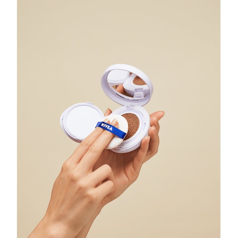 NIVEA Hyaluron Cellular Filler 3in1 Care Cushion face powder 15 ml 03 Medium Dark