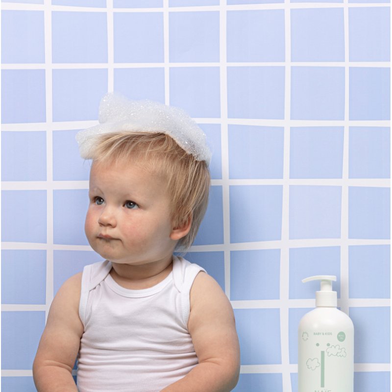 NAÏF Nourishing Shampoo for Baby & Kids