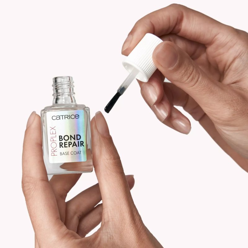 Catrice ProPlex Bond Repair Base Coat Nail Balm No. 010 Transparent Long-lasting Strengthening Primer Natural
