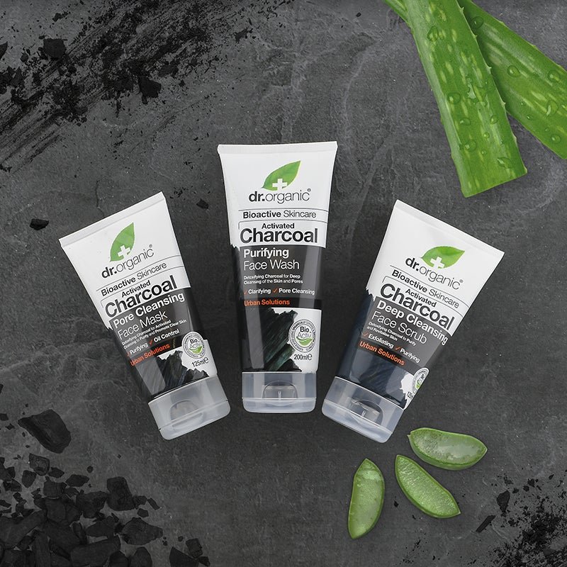 Dr Organic Activated Charcoal Pore Cleansing Face Mask 125ml