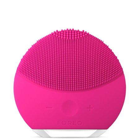 Foreo LUNA MINI 2 Fuchsia Facial Cleansing Device