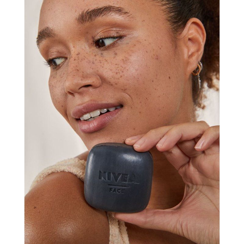 NATURALLY GOOD Deep Exfoliating Facial Cleanser 75g