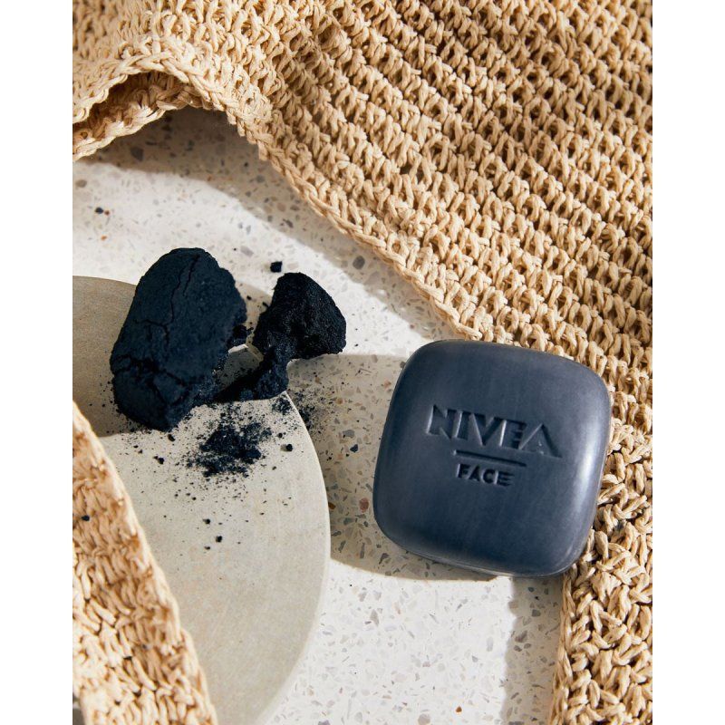 NATURALLY GOOD Deep Exfoliating Facial Cleanser 75g