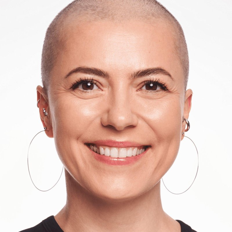 Catrice Invisible Cover Foundation No. 040n Nude Moisturizing