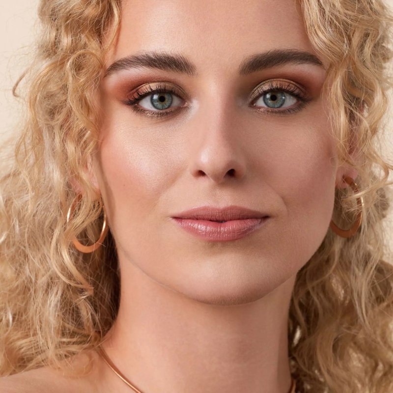 Catrice Cosmetics Highlighting Hero Illuminating Duo Pencil 2.4g