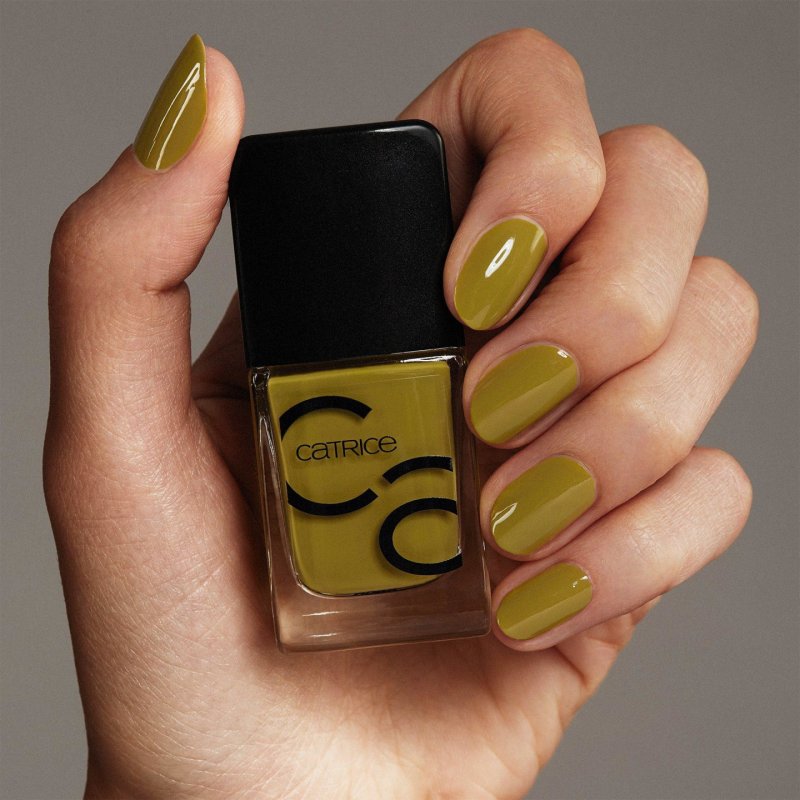 CATRICE Iconails nail polish 10.5 ml Green Gloss