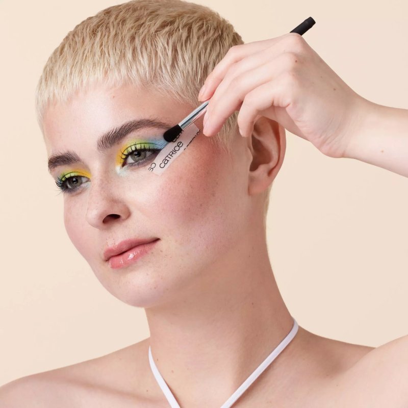 Catrice Magic Perfectors Cosmetic Tape Eyelid Stencil for Sensitive Eyes/Skin Defining Express Results Easy to Remove