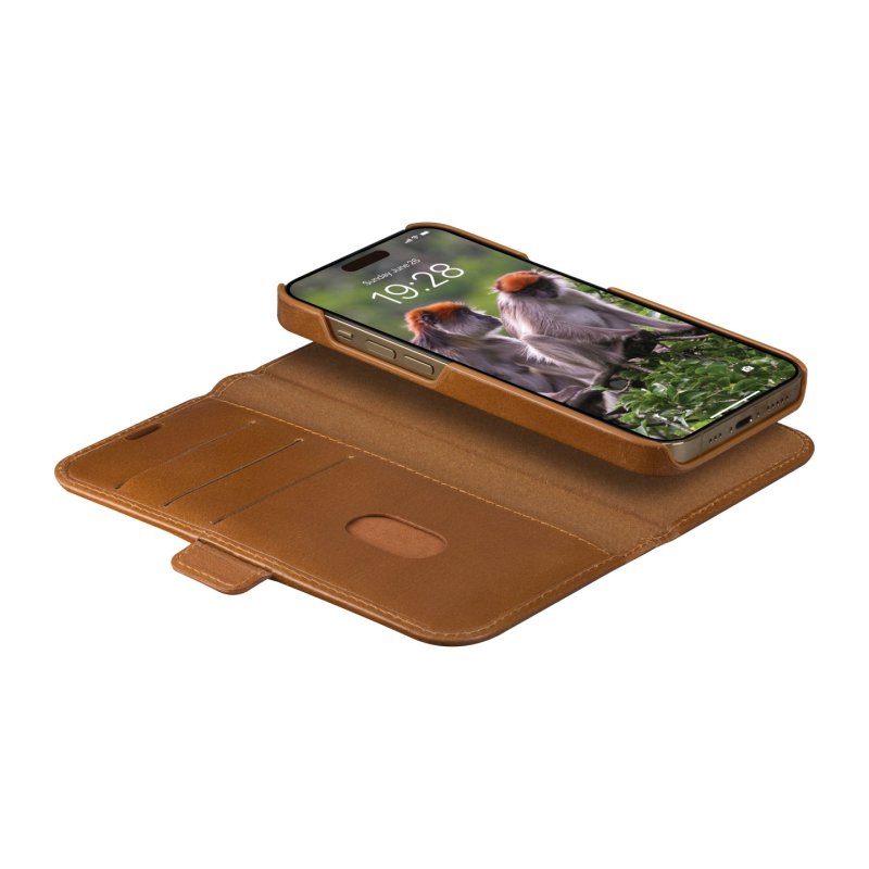 dbramante1928 - Lynge Flip Case - iPhone 15 Pro Max - Tan