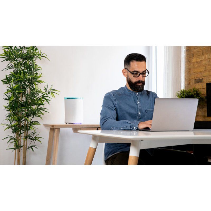 Cecotec BreezeCare 3000 humidifier 5.5 L Black, White 30 W