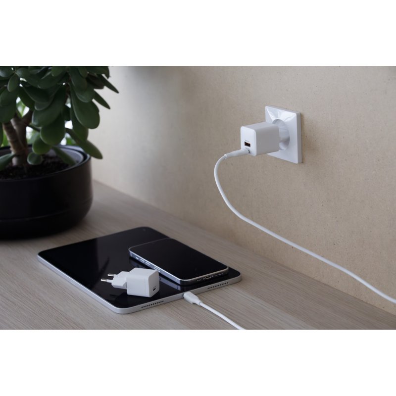 Dbramante1928 - Re-charge - Wall Charger GaN - USB-C 20W EU - White