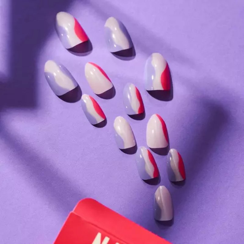 Essence Nails in style Finger nails Multicolour Pattern 12 pc(s) Blister