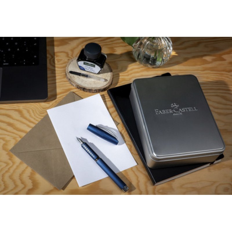 FABER-CASTELL Set d'écriture Essentio Aluminium, rose