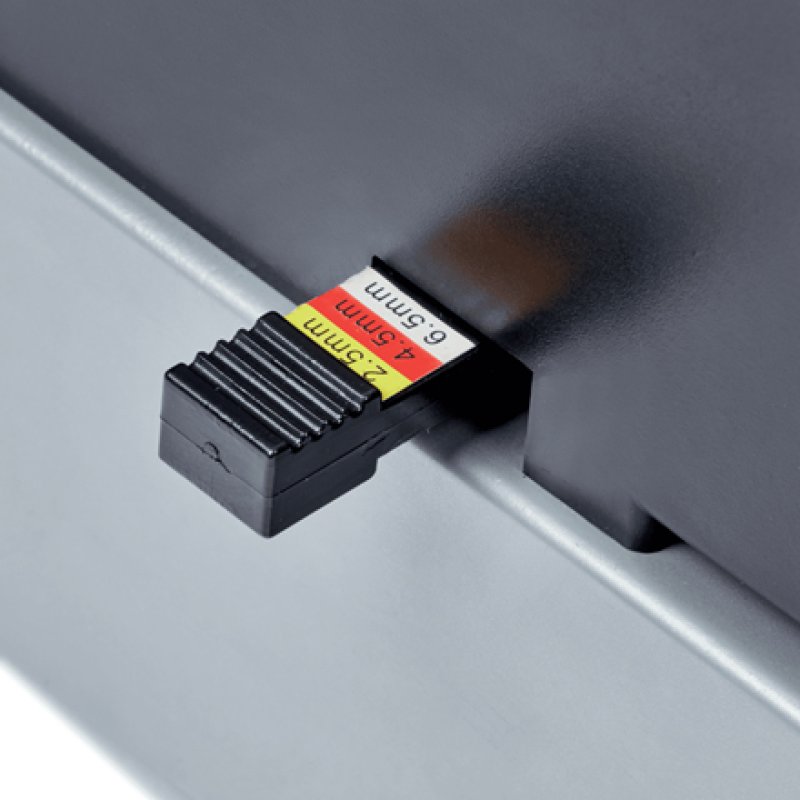 GBC Perforelieuse Combind CB25Pro, boîtier en métal