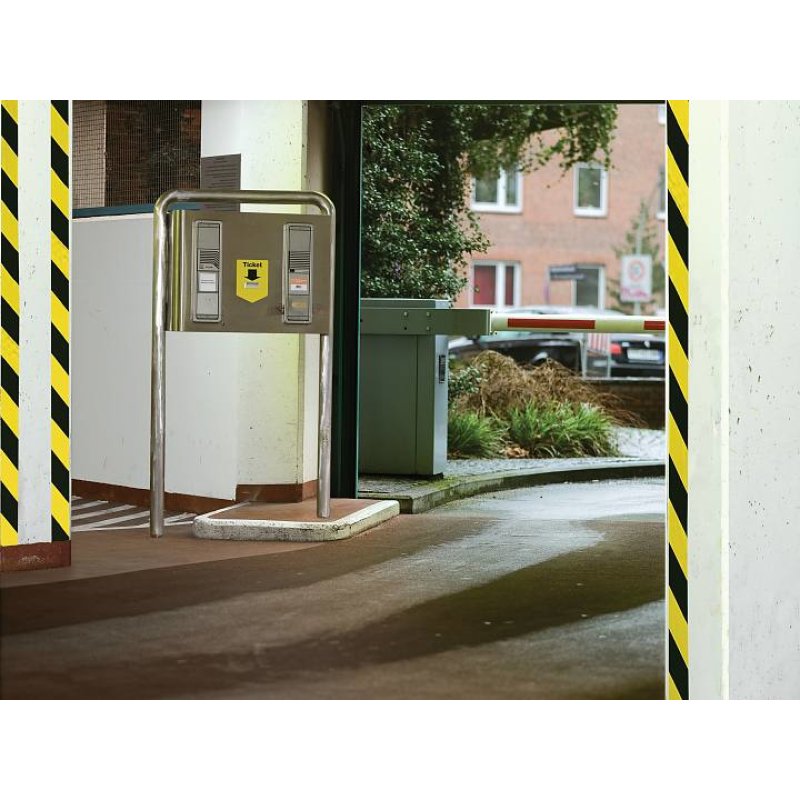 TESA Signal Universal barricade tape 66 m