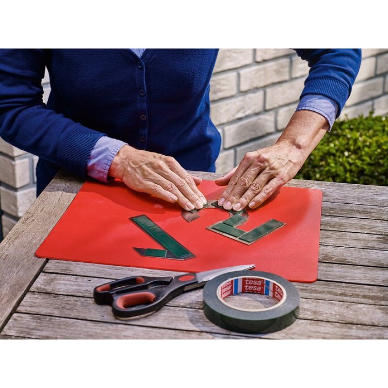 TESA 77749-00000 étiquette et ruban adhésif de fixation 5 m Adhésif double-face