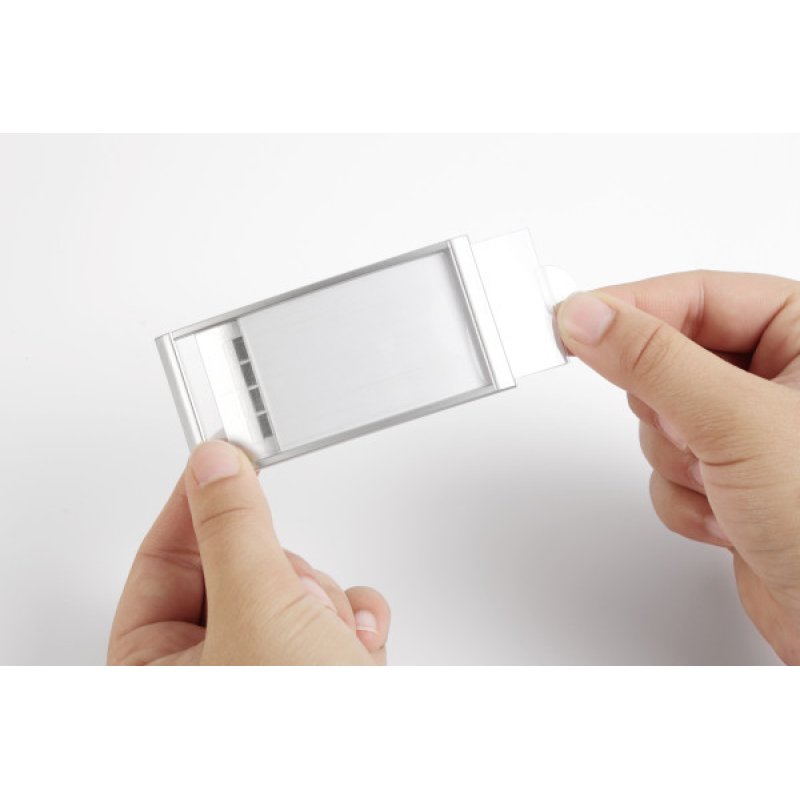 Durable Porte-badges classic avec aimant - 34 x 74 mm