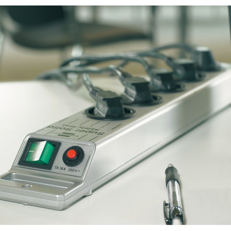 Brennenstuhl 1153344315 protection surtension Argent 5 sortie(s) CA 230 V 2,5 m