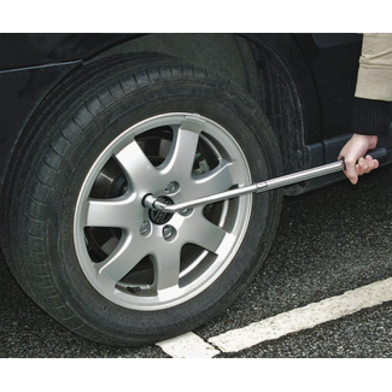 BRÜDER MANNESMANN Clé pour écrous de roue de voiture