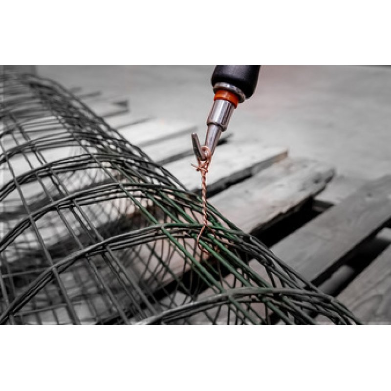 BRÜDER MANNESMANN Torsadeuse avec assortiment de fils