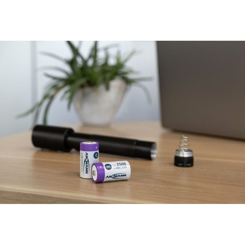 ANSMANN Piles Li-Ion baby C avec prise USB-C femelle