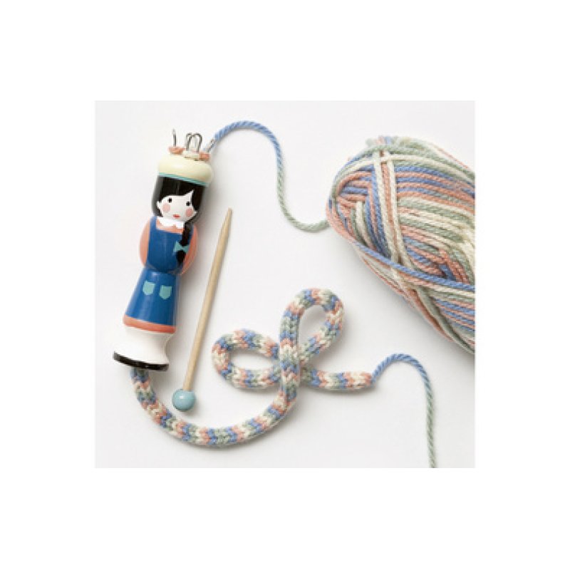 folia Tricotin, avec laine et aiguille à broder