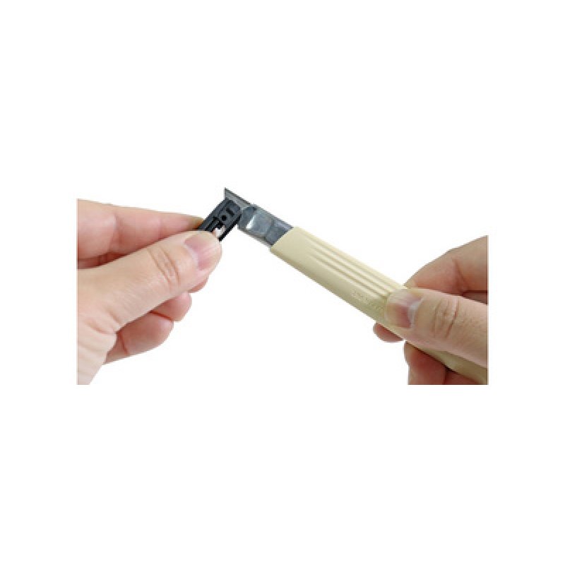 NT Cutter A-300RP, boîtier en plastique, beige