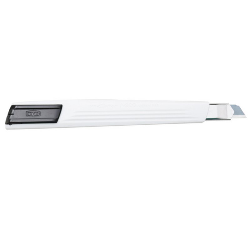NT Cutter MNCR-A1 black & white, corps en plastique