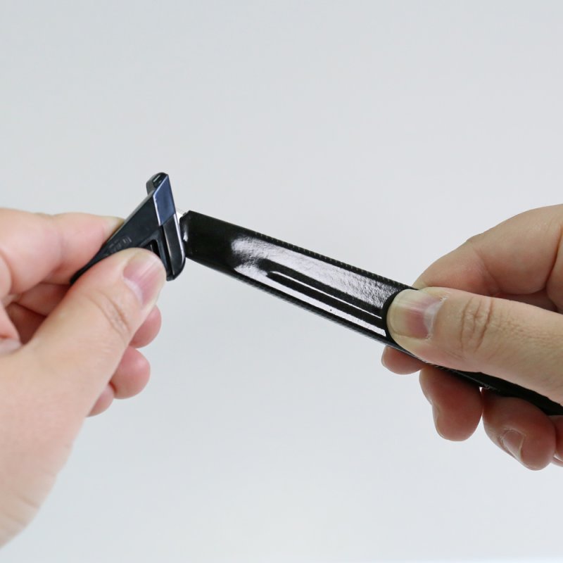 NT Cutter S-202P, cutter en métal en acier inoxydable