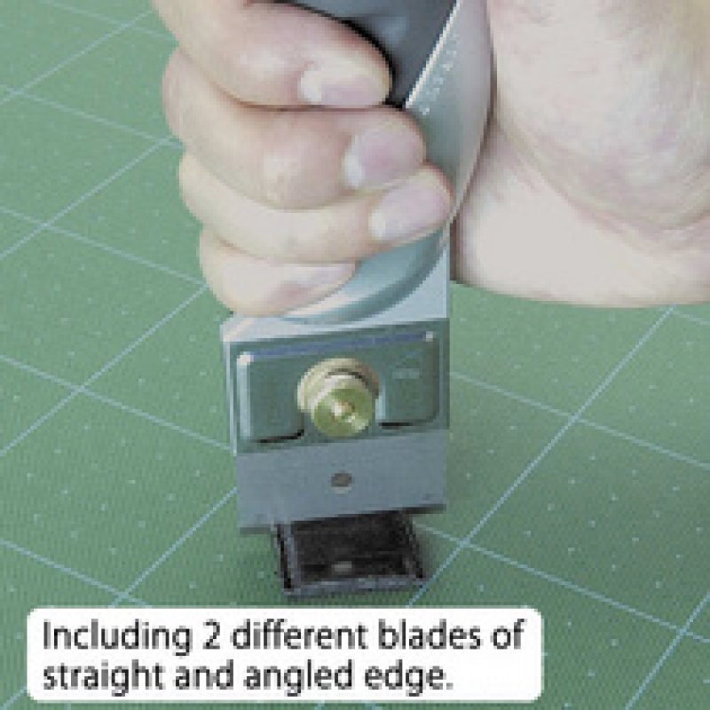 NT Cutter KT-2000GP, boîtier en aluminium, argent/noir