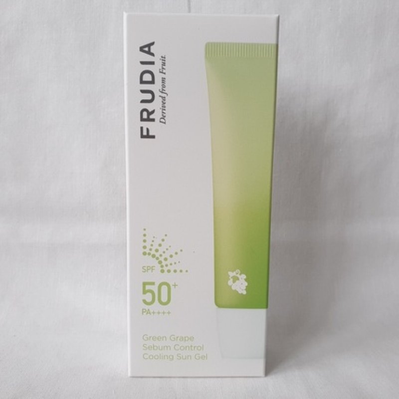 FRUDIA Green Grape Sebum Control Cooling Sun Gel SPF50 PA 50g