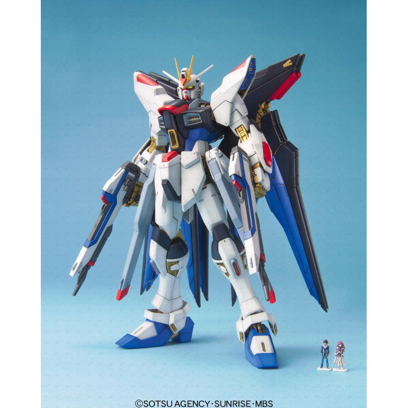 STOCK2 - GUNDAM - Model Kit - MG 1/100 - Strike Freedom Gundam - 18 CM