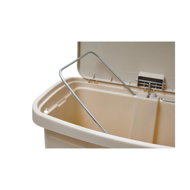 Rubbermaid 1883457 50 L Rectangular Resin Beige