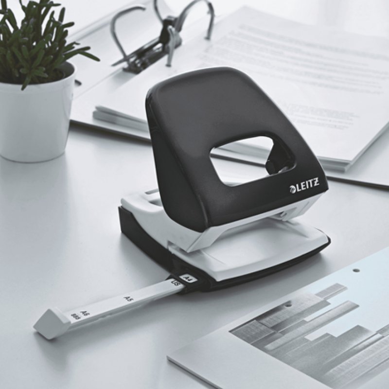 Leitz 50081095 hole punch 30 sheets Black, White