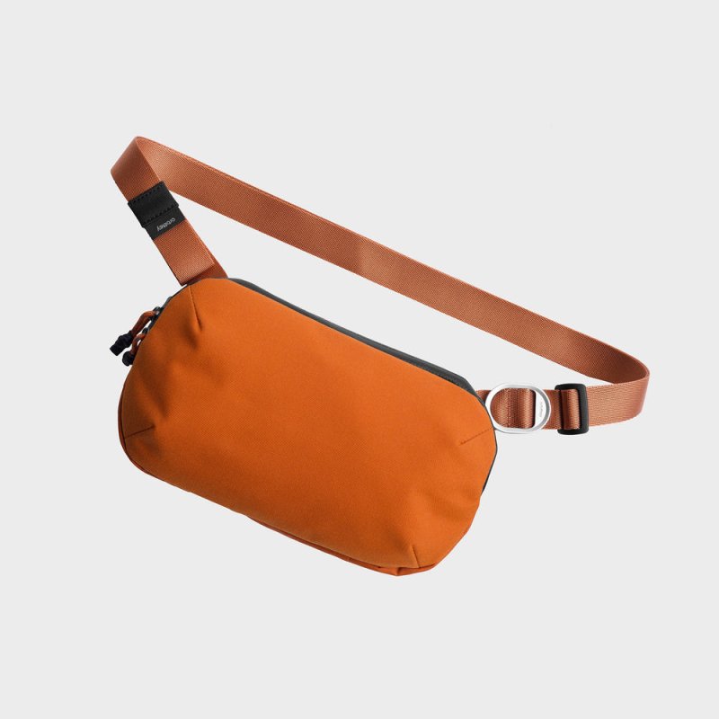 Orbitkey - Urban Sling Mini (2L) - Terracotta