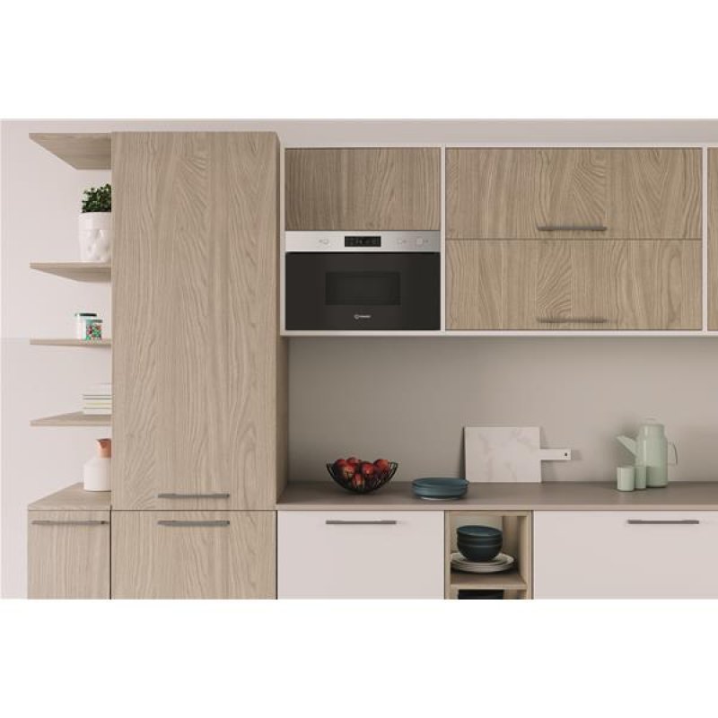 Micro-ondes encastrable, inox, solo, 22 L, plateau 25 cm, décongélation *