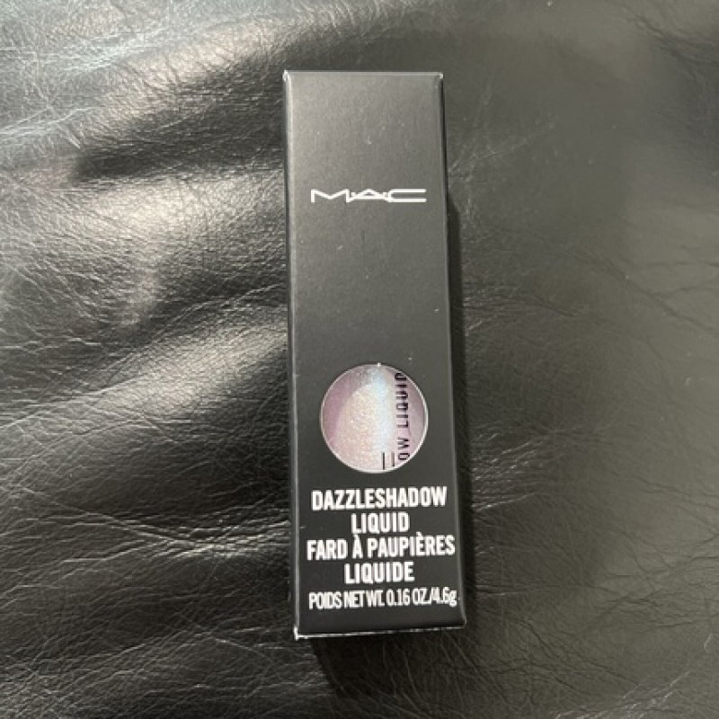MAC Diamond Crumbles Dazzleshadow Liquid Eyeshadow