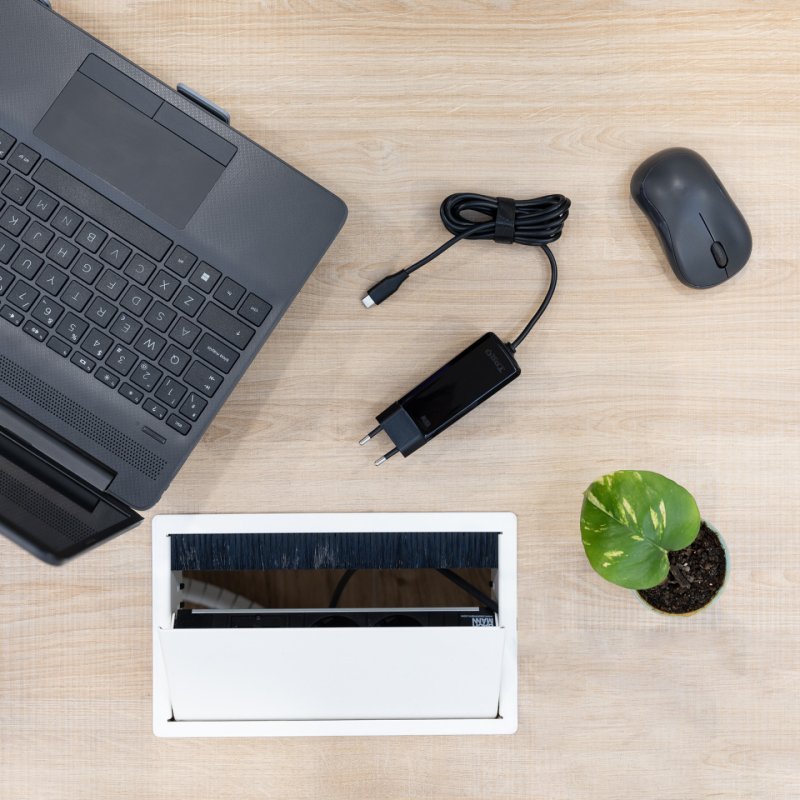 TooQ TQLC-USBCGAN100PD-C chargeur d'appareils mobiles Ordinateur portable, Universel Noir Secteur Intérieure