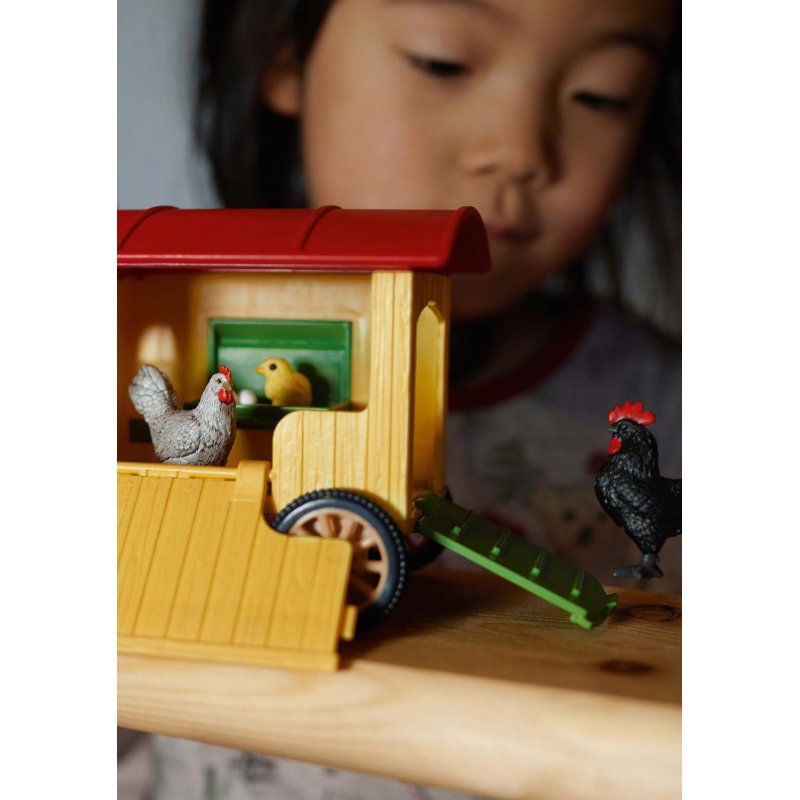 schleich FARM WORLD Mobile Chicken Coop