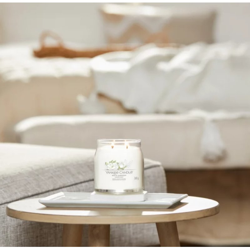 Yankee Candle White Gardenia wax candle Cylinder 1 pc(s)
