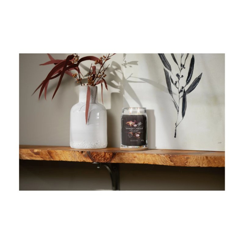 Yankee Candle Signature bougie en cire Cylindre Cèdre, Noix de coco Noir 1 pièce(s)