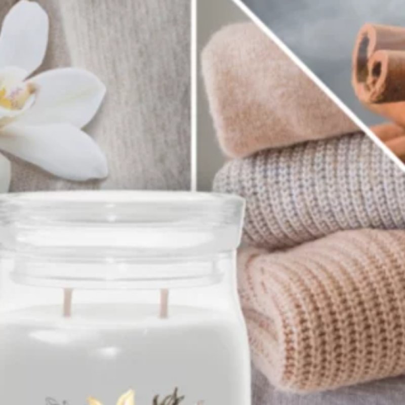 Yankee Candle Signature Scented Candle Smoked Vanilla & Cashmere Large Jar Candle with Double Wicks Soy Wax Blend Long