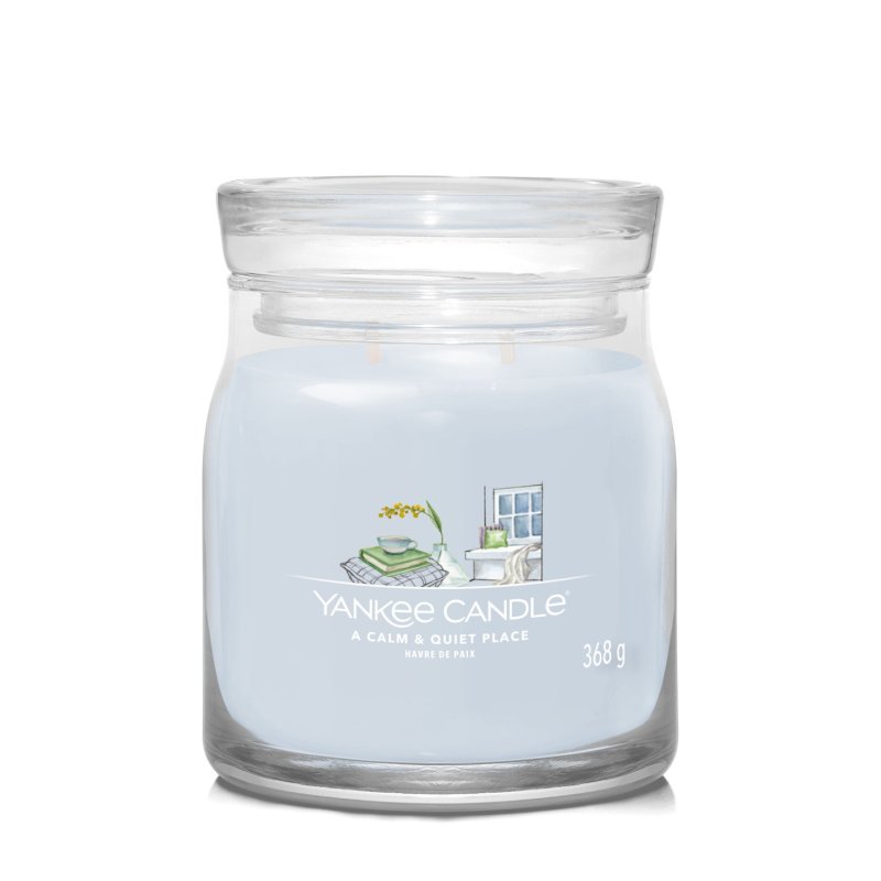 Yankee Candle Signature Scented Candle | A Calm & Quiet Place Medium Jar Candle