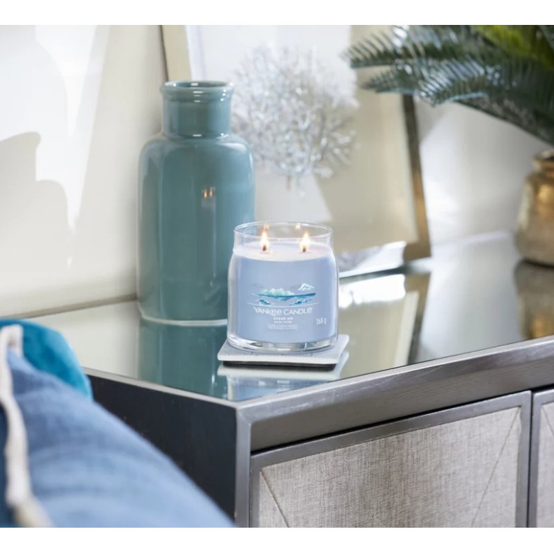 Yankee Candle Signature Scented Candle | Ocean Air Medium Jar Candle With Double