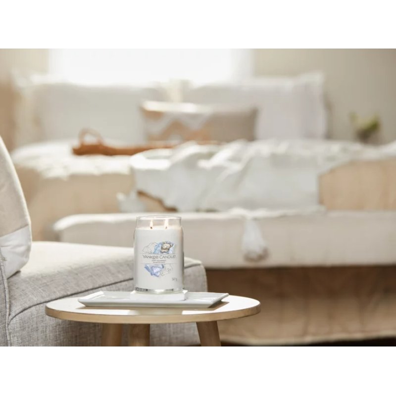 Yankee Candle 1701376E wax candle Cylinder Amber, Citrus, Vanilla White 1 pc(s)