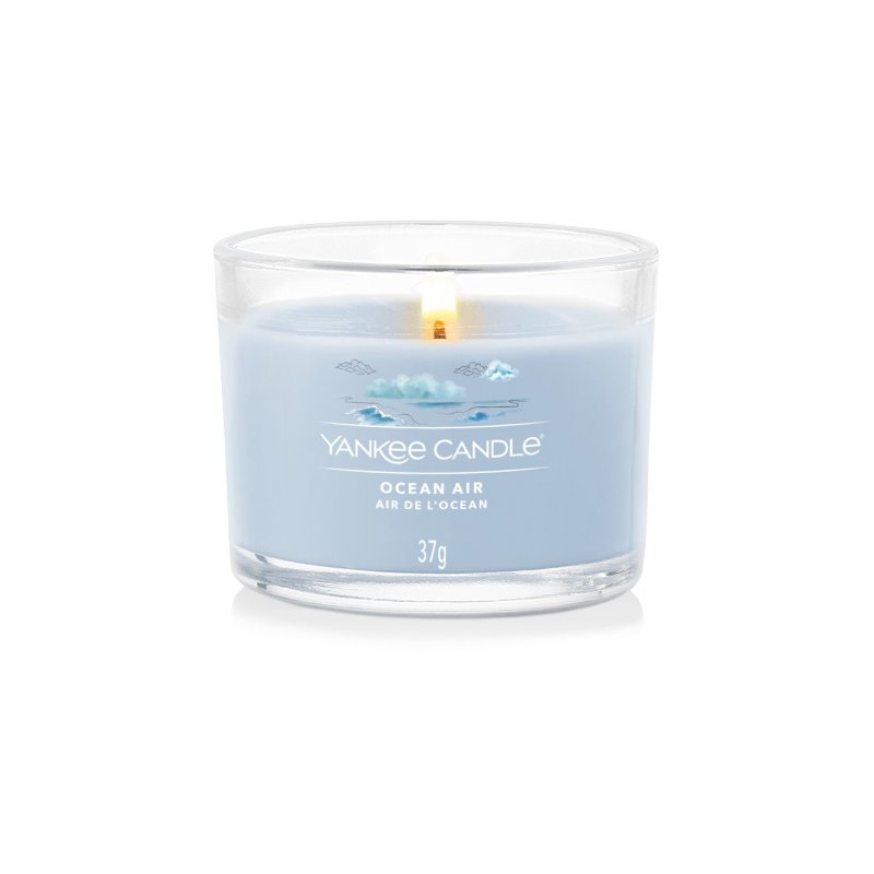 Yankee Candle Ocean Air wax candle Round Blue 1 pc(s)