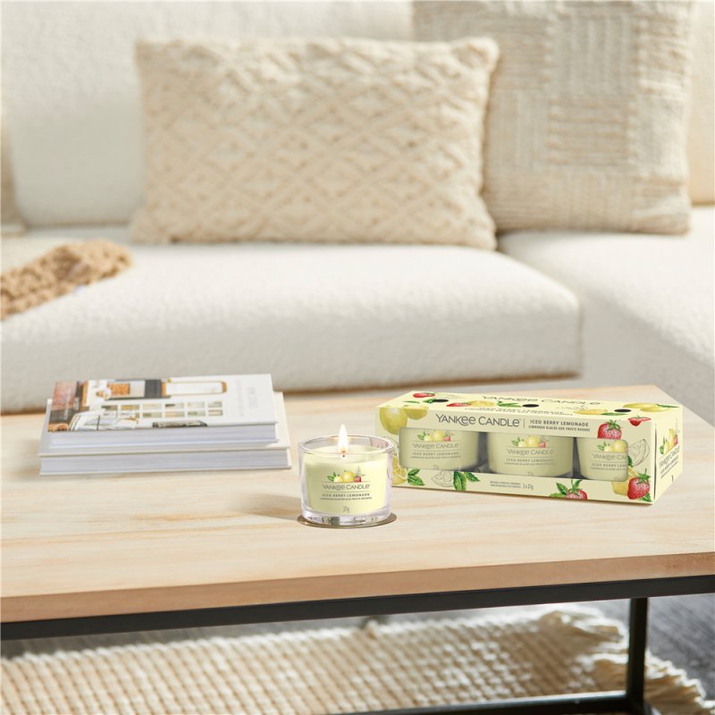 Yankee Candle Iced Berry Lemonade bougie en cire Rond Pamplemousse, Citron, Malt, Sucre, Mandarine, Vanille, Violet